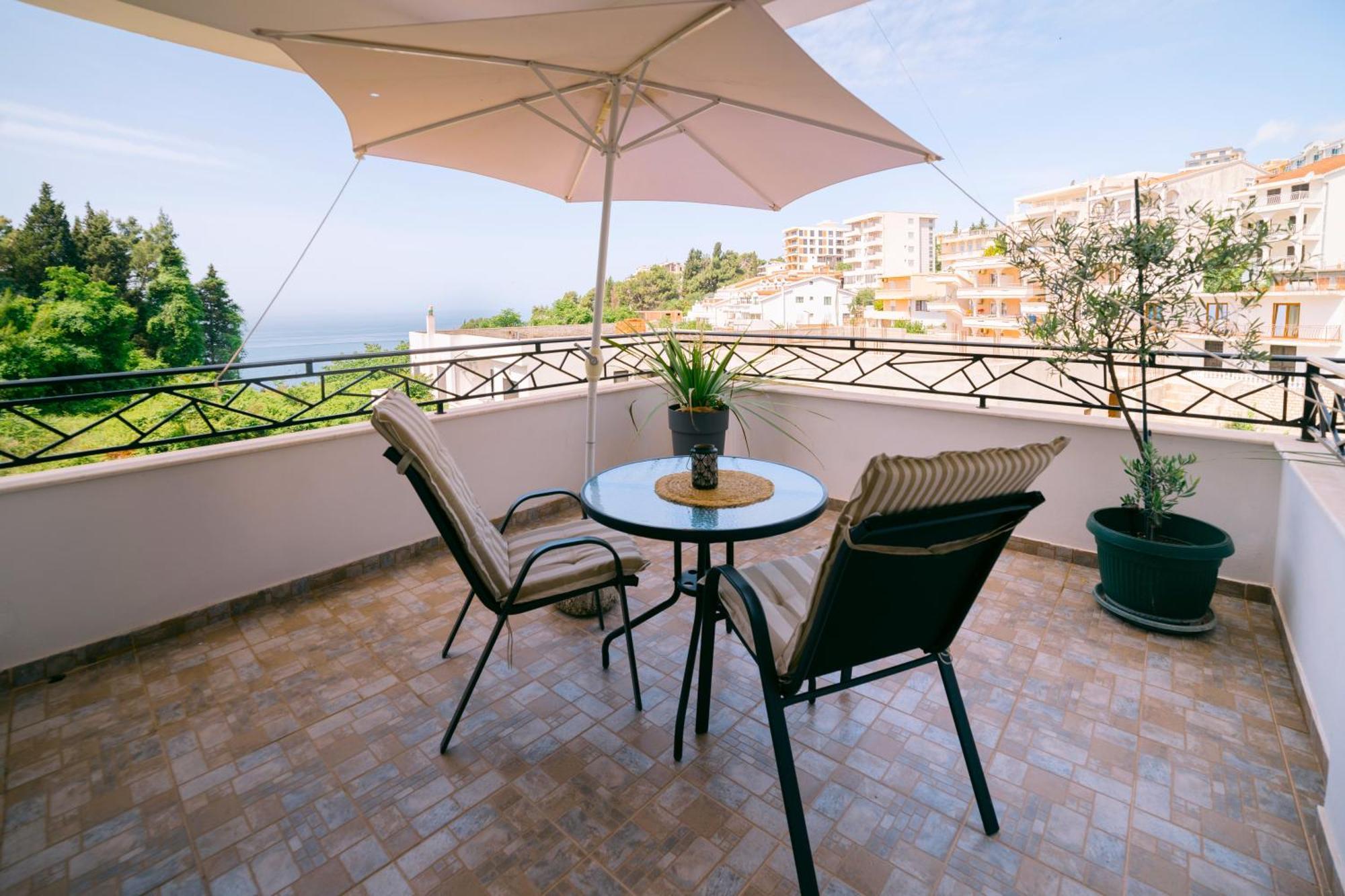 Apartments Lungo Mare ウルツィニ エクステリア 写真